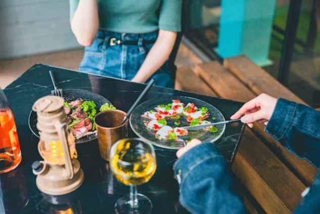 Source72(北海道札幌市北区/札幌駅/ホールスタッフ)_2